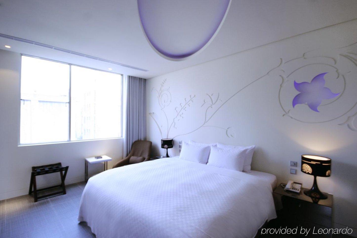 Hotel Eight Zone Taipei Room photo